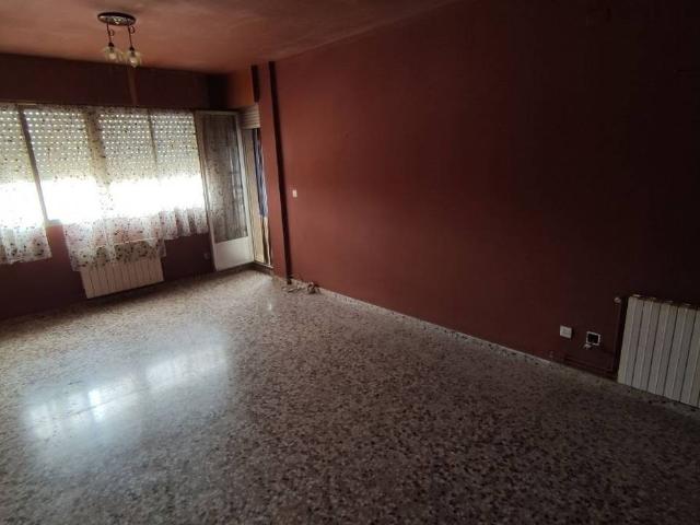 Piso en Venta en La Gineta