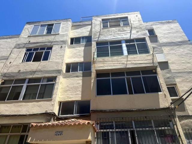 Piso en venta en La Laguna, Avenida el Cardonal, 38108
