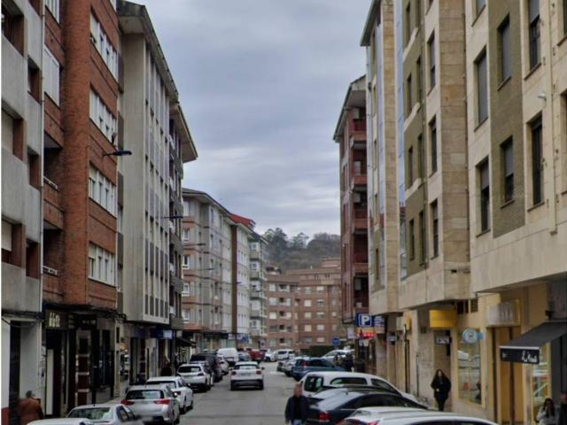 Piso en Venta en La Pola Siero