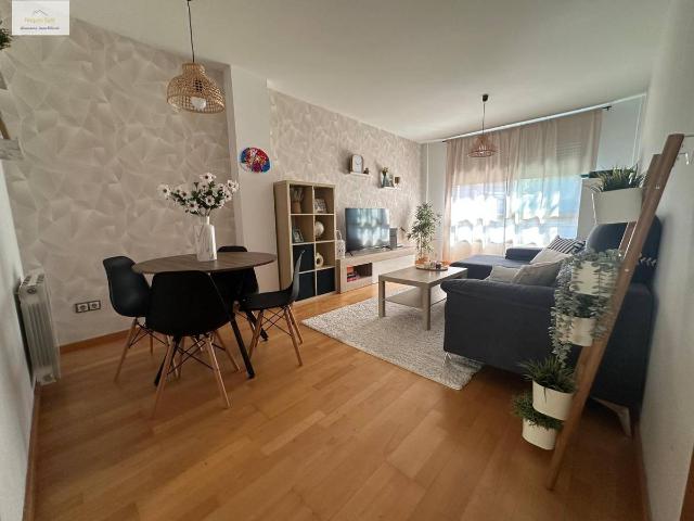 Piso en Venta en La Roca del Vallès