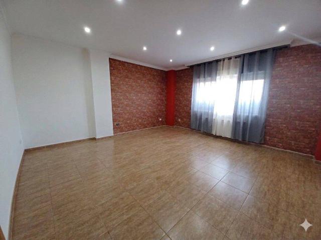 Piso en Venta en La Roda