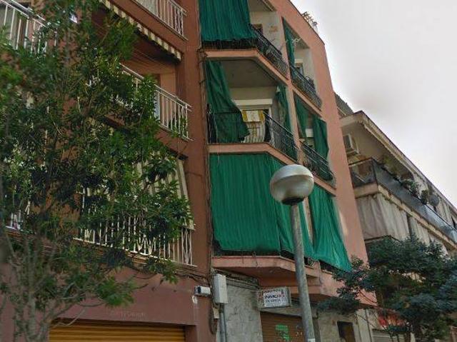 Piso en Venta en La Salut