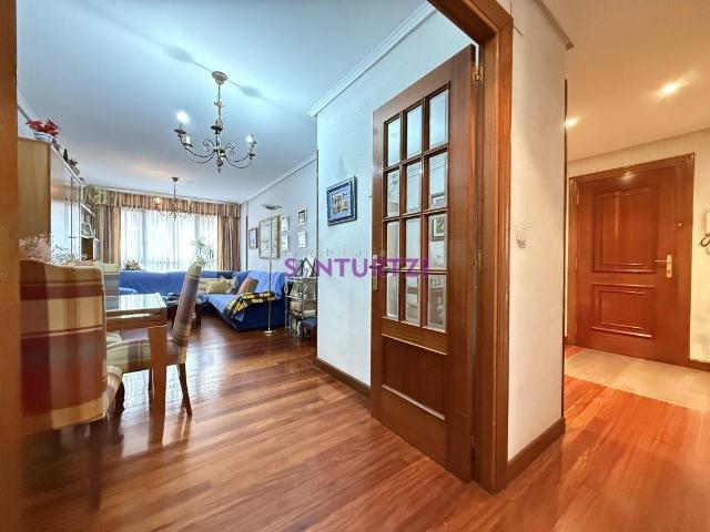 Piso en Venta en La Txitxarra Murrieta Parke Santurtzi