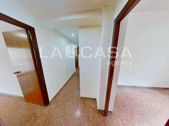 Piso en Venta en La Verneda i la Pau