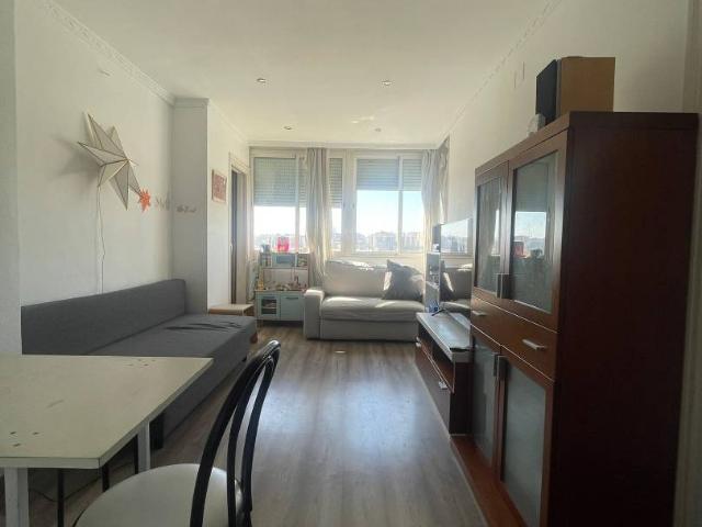 Piso en Venta en La Verneda i la Pau