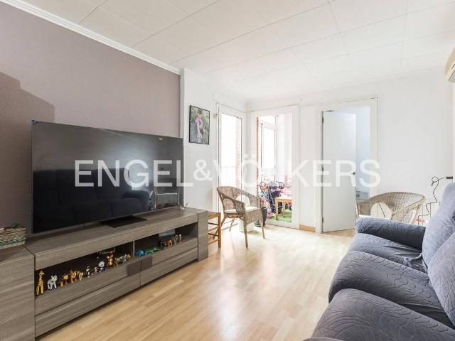Piso en Venta en La Verneda i la Pau