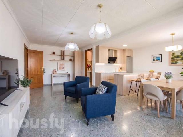 Piso en Venta en La Verneda i la Pau