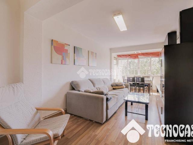 Piso en Venta en La Verneda i la Pau