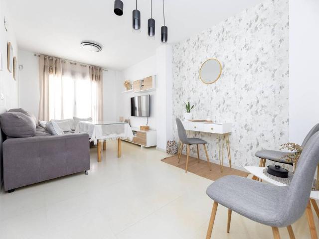 Piso en Venta en La Zubia Ciudad