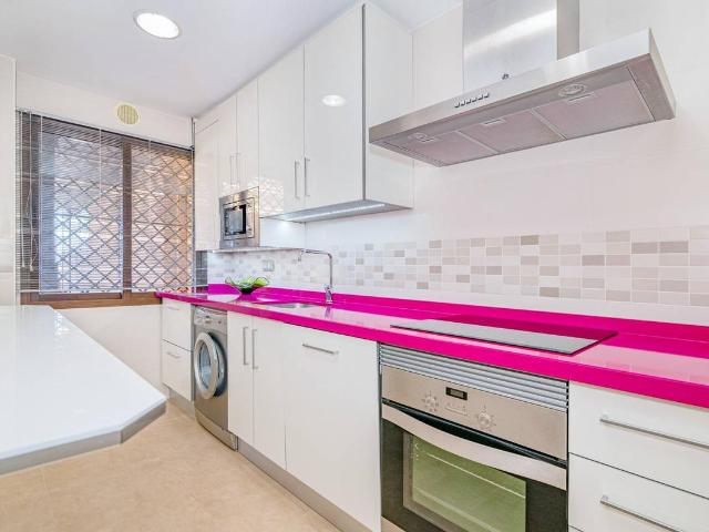 Piso en Venta en La Zubia Ciudad