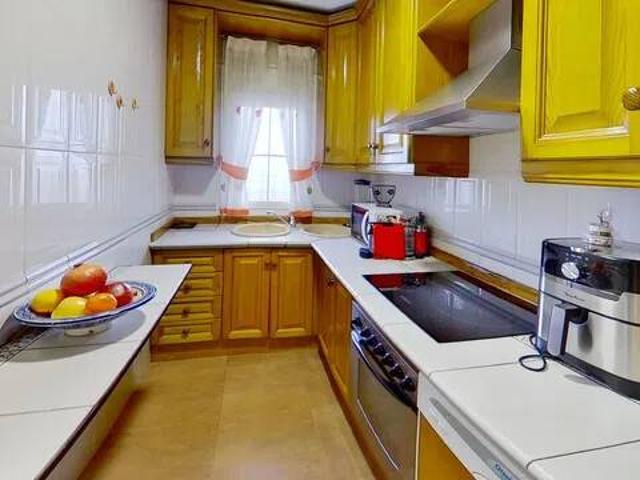 Piso en Venta en La Zubia