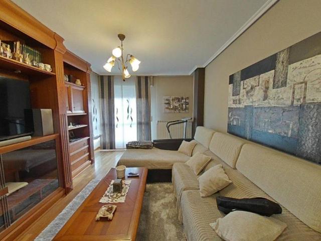 Piso en Venta en Lakua Bizkarra