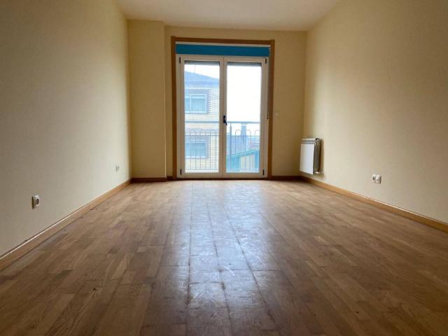 Piso en Venta en Lalín