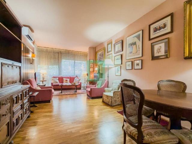 Piso en Venta en L'Antiga Esquerra de l'Eixample