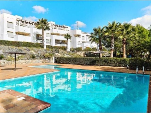 PISO EN VENTA EN LAS COLINAS