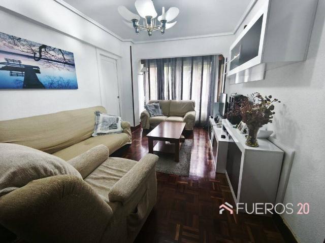 Piso en Venta en Lasesarre