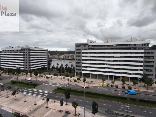 Piso en Venta en Lasesarre