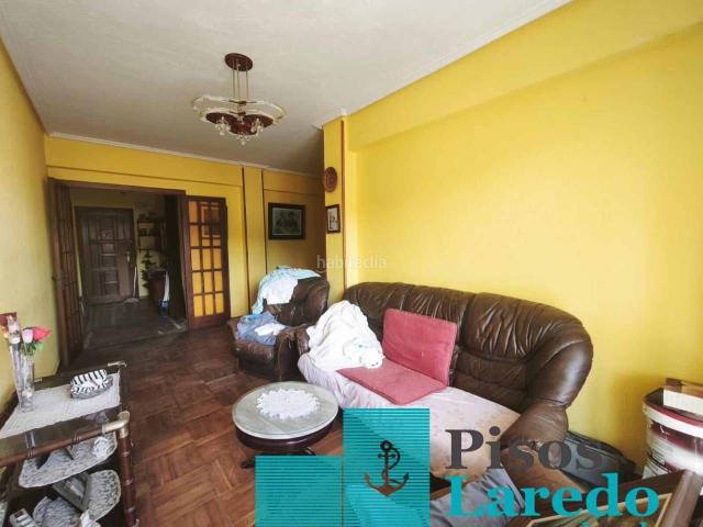 Piso en venta en Laredo, Centro. Piso de tres habitaciones en el centro con excepcional altura!. Pisos.