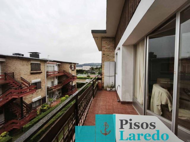 Piso en venta en Laredo, El Puntal. Quieres un piso en venta en primera línea en El Puntal ?. Pisos.