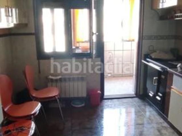 Piso en venta en Laviana. Pisos.
