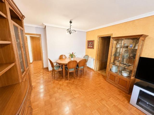 Piso en venta en Leganés, Zarzaquemada. Piso en venta en Leganés. Pisos.