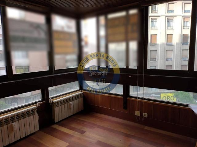 Piso en venta en León, Centro Ciudad. Piso a la venta en pleno centro de León. Pisos.