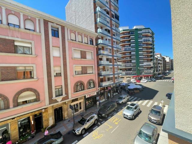 Piso en venta en León, Centro Ciudad. Piso en Calle Repub Argentin. Pisos.