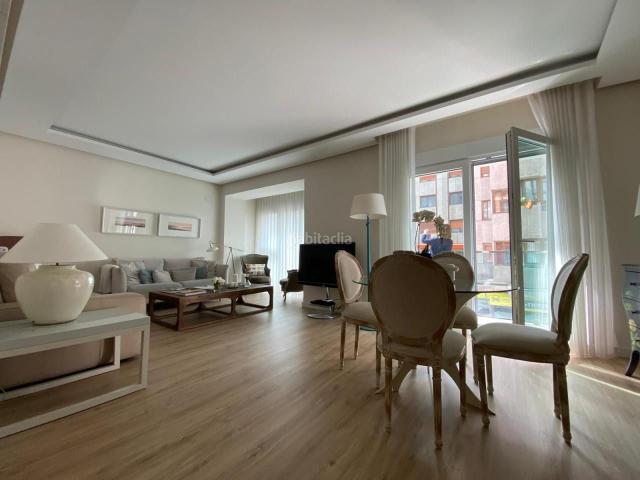 Piso en venta en León, Centro Ciudad. Piso en Calle Roa De La Vega, 33 Centro. Pisos.