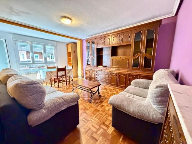Piso en venta en León, El Ejido Santa Ana. Piso en venta en León. Pisos.