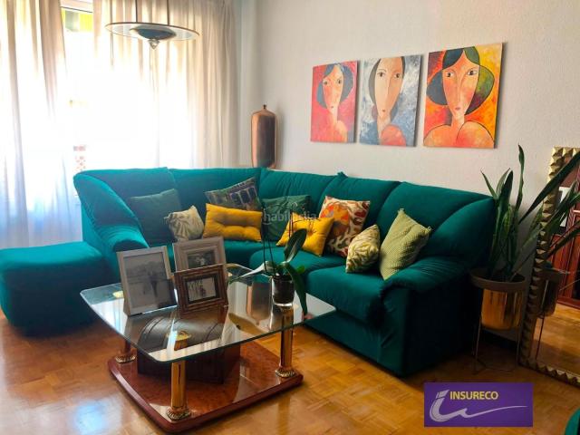 Piso en venta en León, El Soto. PISO POLIGONO 58 EN URBANIZACION PRIVADA CON ZONAS COMUNES. Pisos.