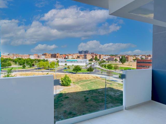 Piso en venta en León, San Mamés La Palomera. Pisos.