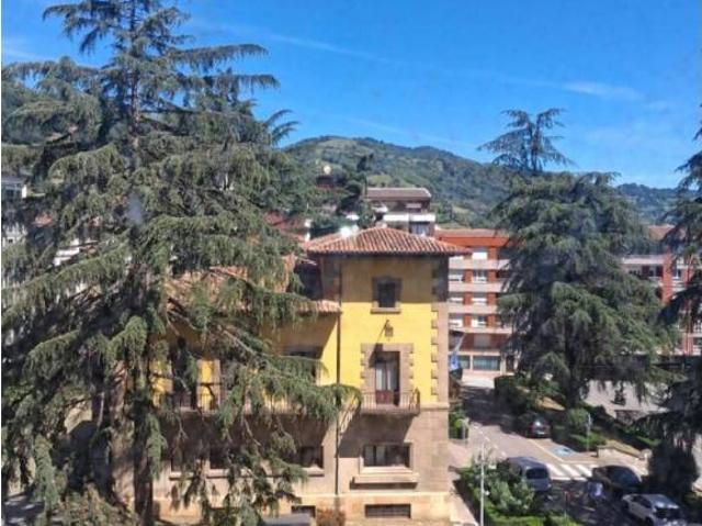 Piso en Venta en Lena