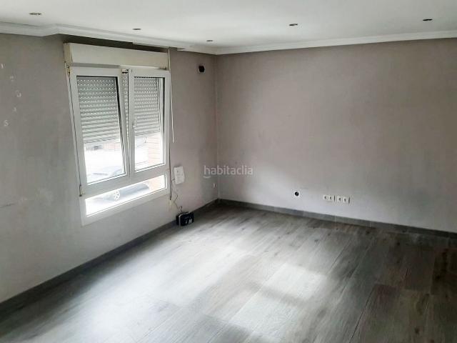 Piso en venta en Lena. Pisos.