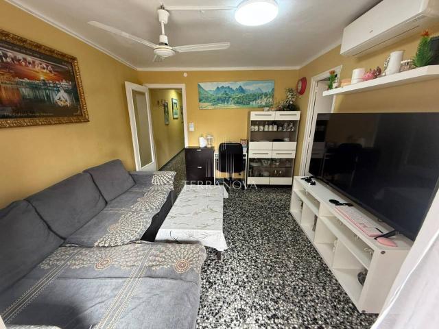 Piso en venta en Les Planes 08905