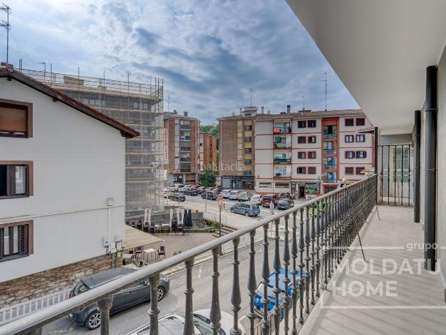 Piso en venta en Lezo. LEZO, CALLE ZUBITXO. Pisos.