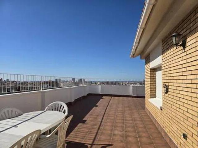 Piso en Venta en L'Hospitalet de Llobregat