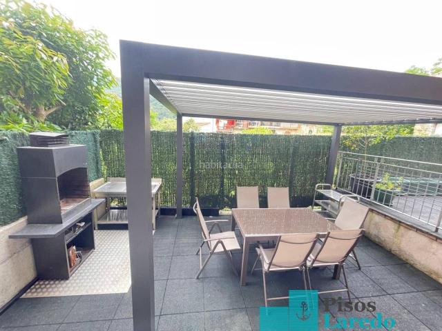 Piso en venta en Limpias. Fantástico bajo con terraza y piscina en Limpias. Pisos.