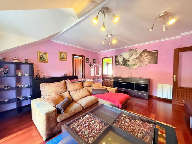 Piso en venta en Limpias. Una Terraza para Cada Momento del Día Piso Amueblado EN EXCLUSIVA en Limpias. Pisos.