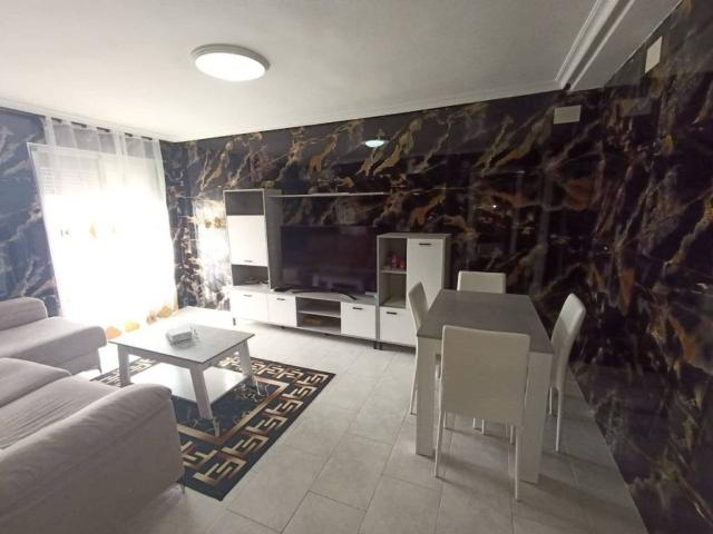 Piso en Venta en Linares