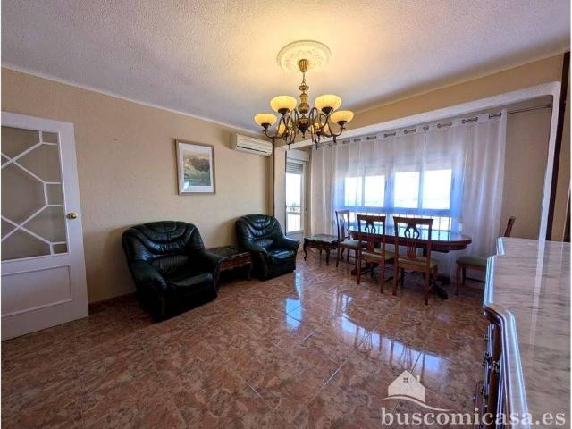 Piso en Venta en Linares