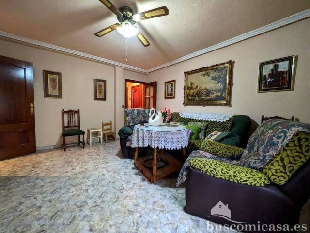 Piso en Venta en Linares