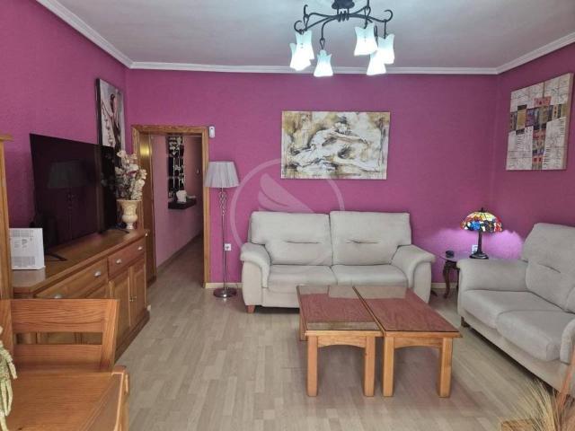 Piso en Venta en Linares