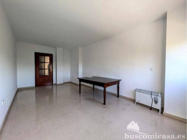 Piso en Venta en Linares