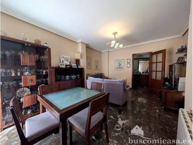 Piso en Venta en Linares