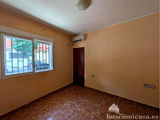 Piso en Venta en Linares