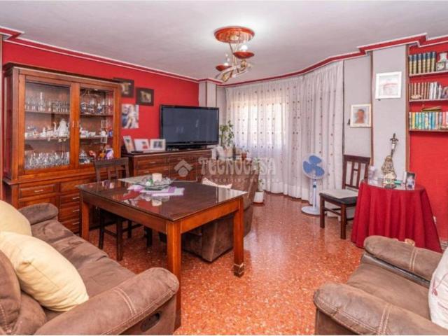 Piso en Venta en Linares