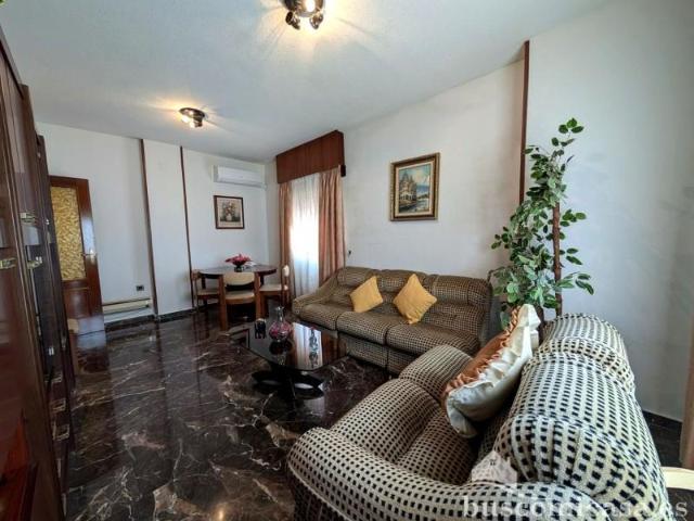 Piso en venta en Linares, Calle Pedro Poveda, 23700
