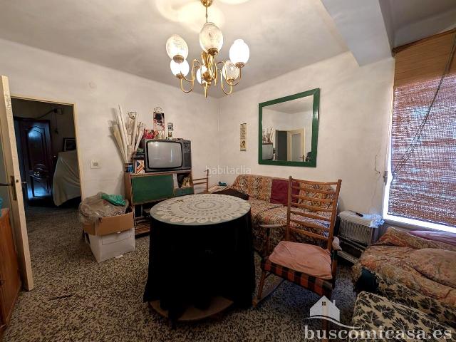 Piso en venta en Linares, Centro ciudad. Piso a reformar en calle Tetuán Bloques. Pisos.