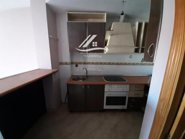 Piso en venta en Linares, Arrayanes. Jaén Linares 23405. Pisos.