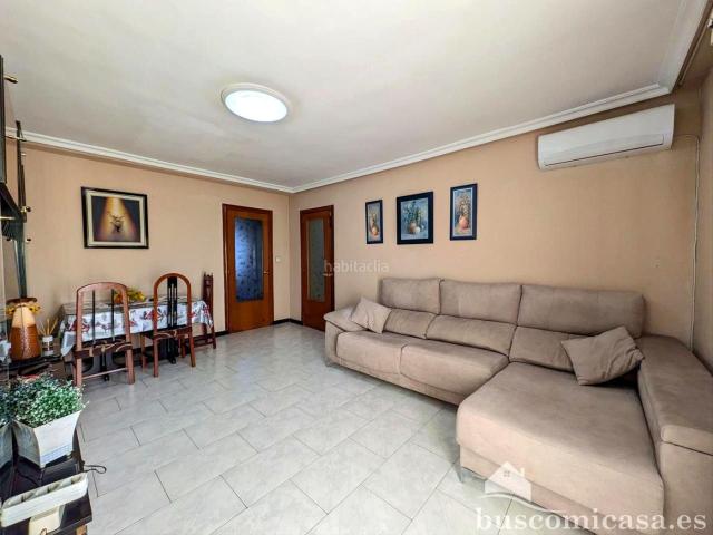 Piso en venta en Linares, Arrayanes. Piso en calle Miguel de Unamuno. Pisos.
